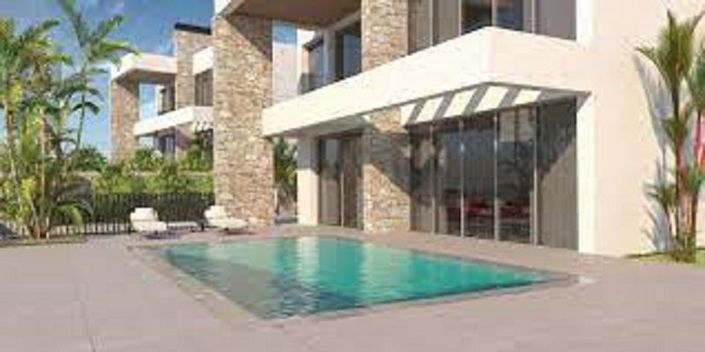 Image No.2-5 Bed Villa for sale