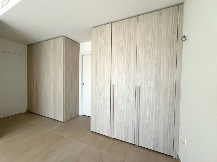 Image No.12-3 Bed Apartment for sale