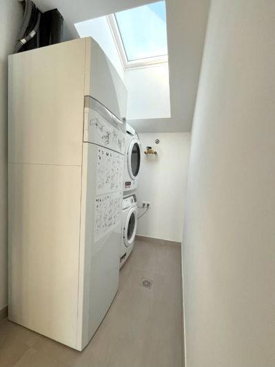 Image No.24-3 Bed Apartment for sale