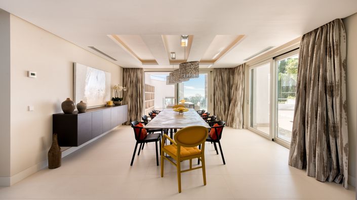 Image No.4-6 Bed Villa for sale