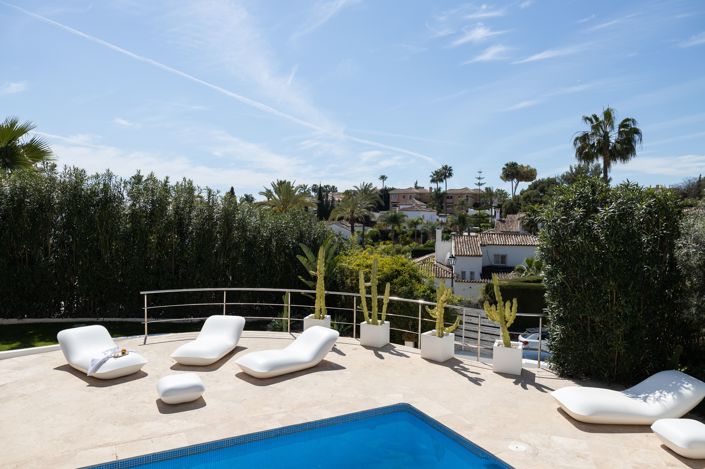 Image No.26-5 Bed Villa for sale