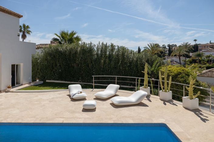 Image No.29-5 Bed Villa for sale