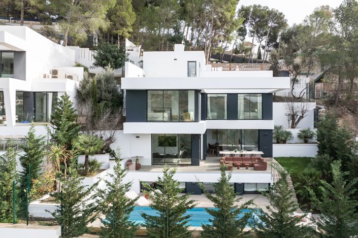 Image No.6-5 Bed Villa for sale