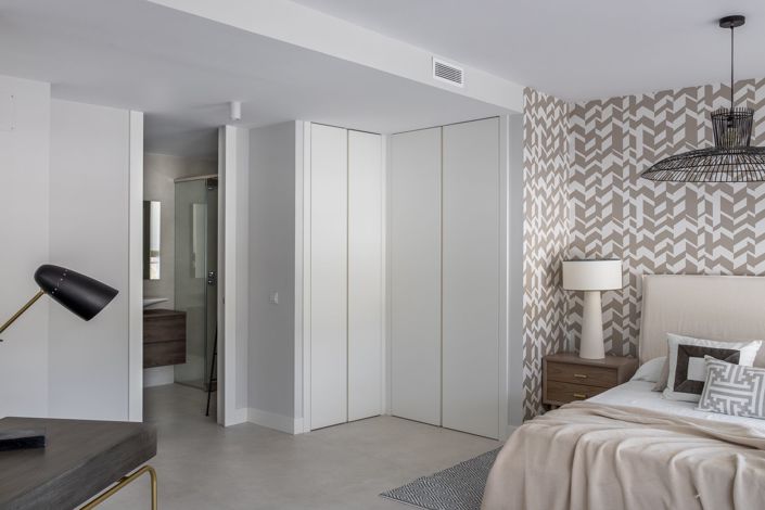 Image No.20-3 Bed Apartment for sale