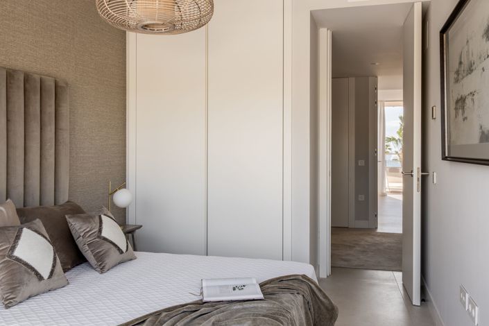 Image No.23-3 Bed Apartment for sale