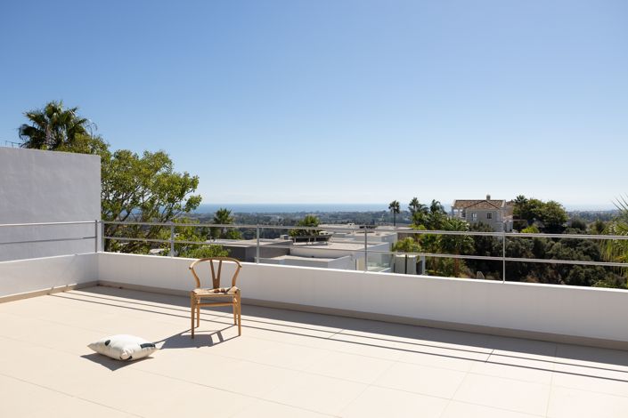 Image No.12-4 Bed Villa for sale