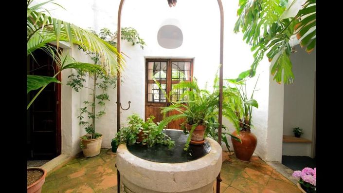 Image No.8-6 Bed Townhouse for sale