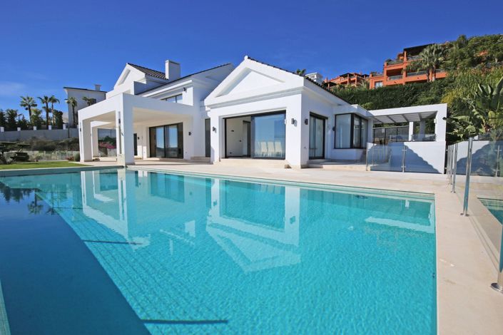 Image No.12-6 Bed Villa for sale