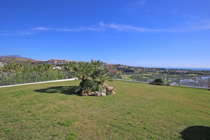 Image No.19-6 Bed Villa for sale