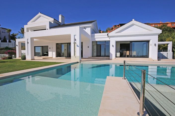 Image No.2-6 Bed Villa for sale