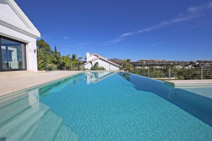 Image No.26-6 Bed Villa for sale