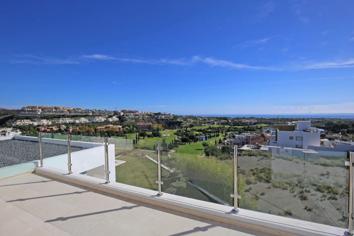 Image No.7-6 Bed Villa for sale