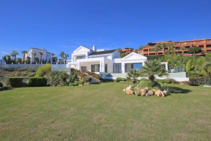 Image No.9-6 Bed Villa for sale