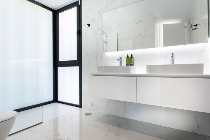 Image No.15-6 Bed Villa for sale