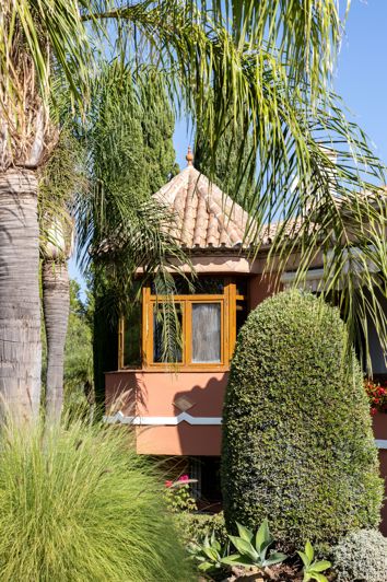 Image No.16-8 Bed Country House for sale