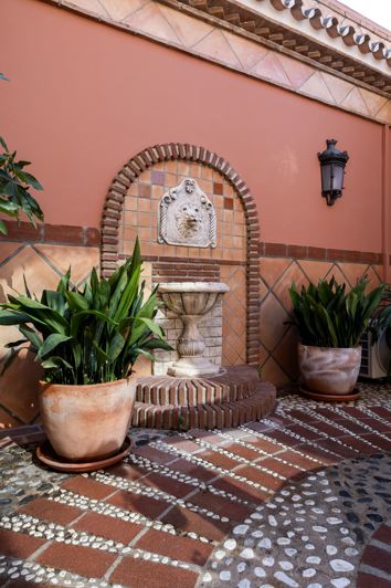 Image No.21-8 Bed Country House for sale