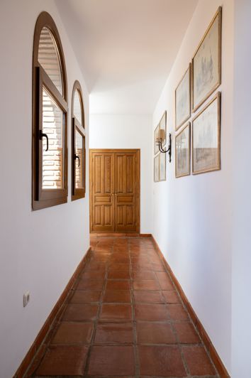 Image No.29-8 Bed Country House for sale