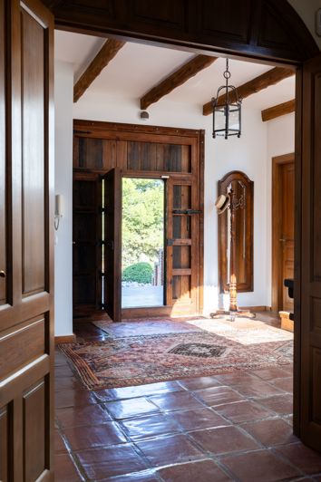 Image No.7-8 Bed Country House for sale