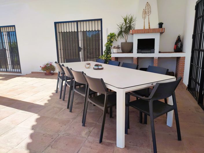 Image No.17-9 Bed House for sale