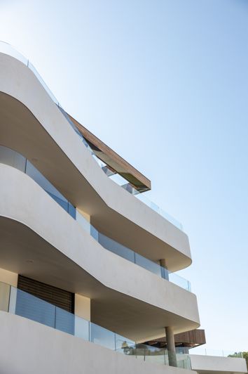 Image No.23-3 Bed Apartment for sale