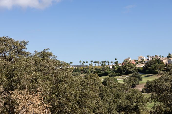 Image No.24-3 Bed Apartment for sale