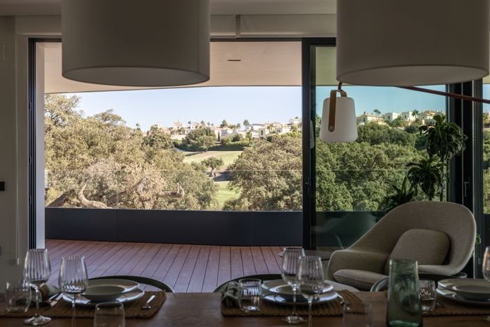 Image No.28-3 Bed Apartment for sale