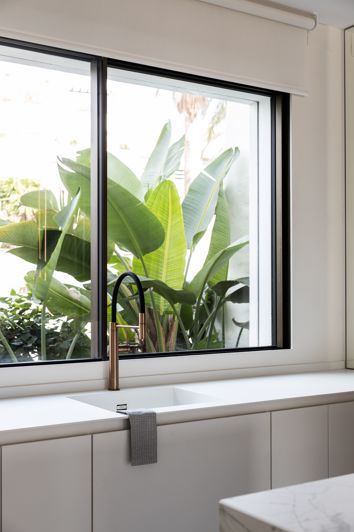 Image No.12-4 Bed Townhouse for sale