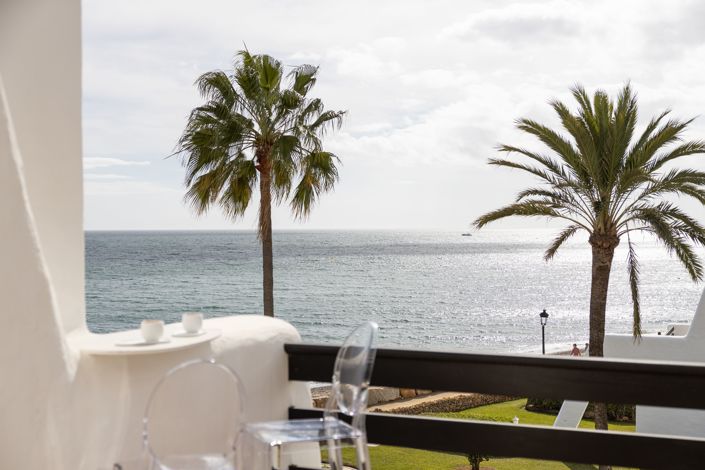 Image No.23-4 Bed Townhouse for sale