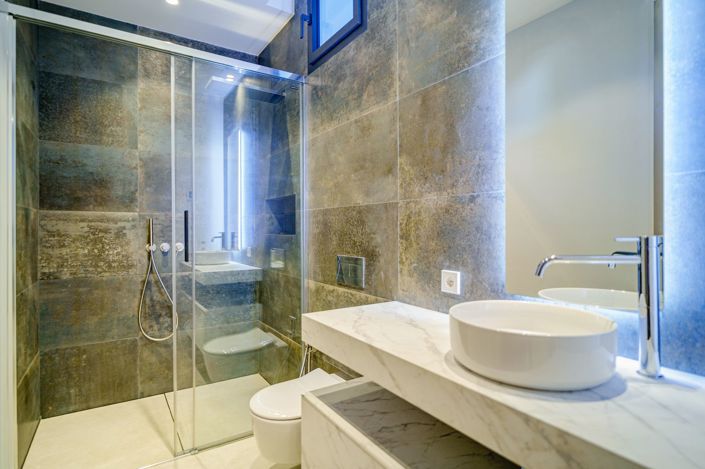 Image No.16-5 Bed Villa for sale