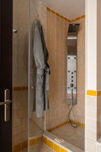 Image No.20-4 Bed Villa for sale