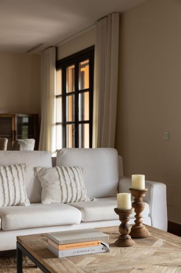 Image No.3-4 Bed Villa for sale