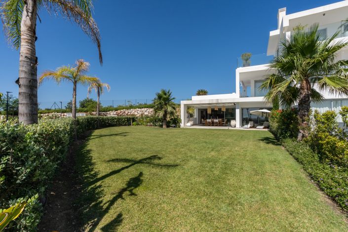 Image No.21-3 Bed Apartment for sale