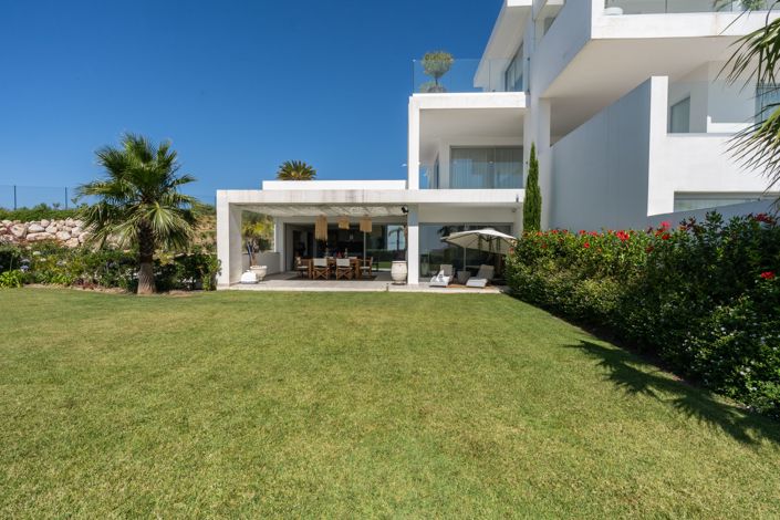 Image No.22-3 Bed Apartment for sale