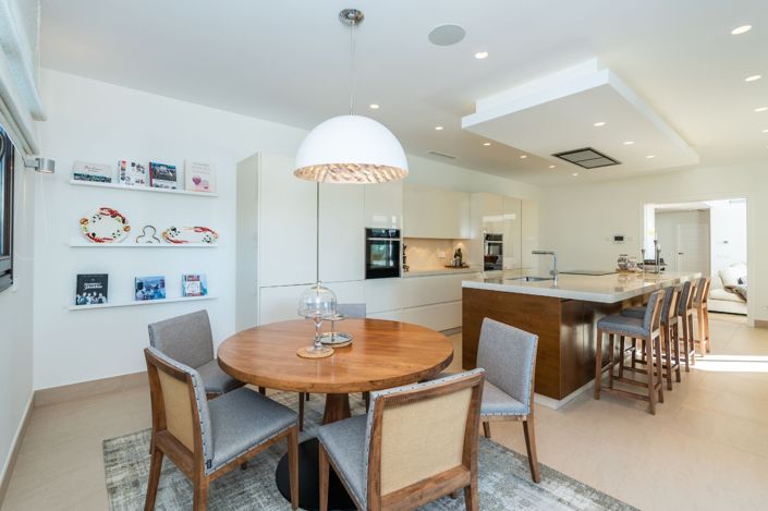 Image No.13-4 Bed Villa for sale