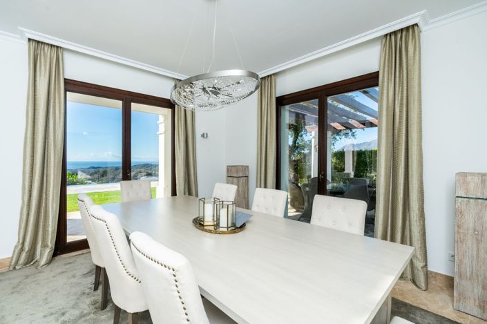 Image No.15-4 Bed Villa for sale