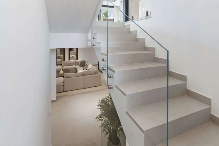 Image No.16-6 Bed Villa for sale