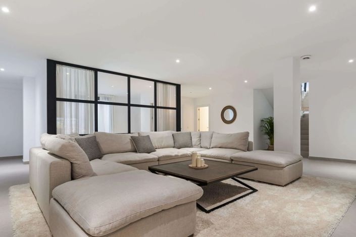 Image No.19-6 Bed Villa for sale