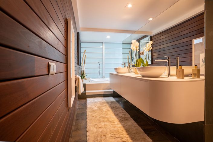 Image No.8-5 Bed Villa for sale