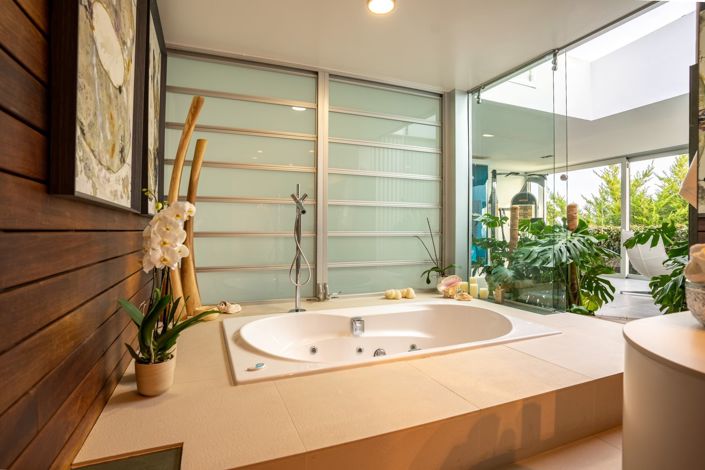 Image No.9-5 Bed Villa for sale