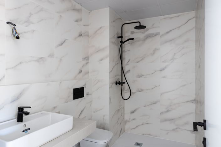 Image No.10-3 Bed Apartment for sale