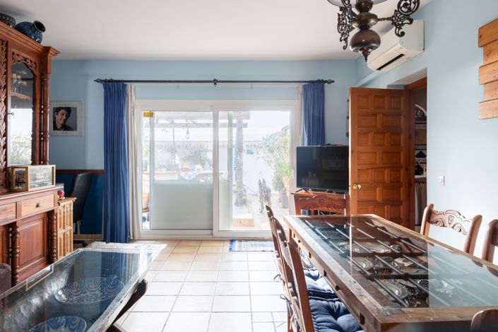 Image No.17-4 Bed Villa for sale