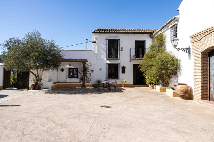 Image No.8-5 Bed Cortijo for sale