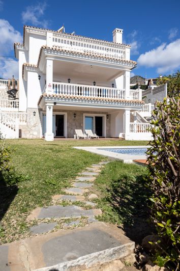 Image No.25-4 Bed Villa for sale