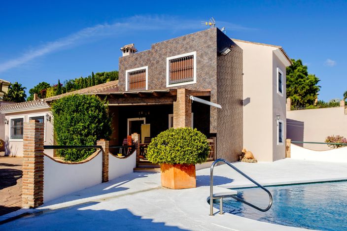 Image No.13-6 Bed Villa for sale