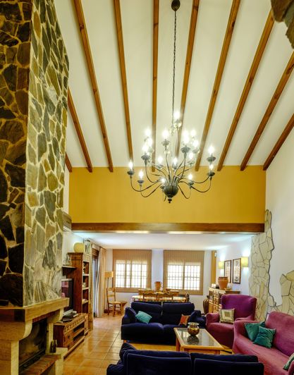 Image No.20-6 Bed Villa for sale