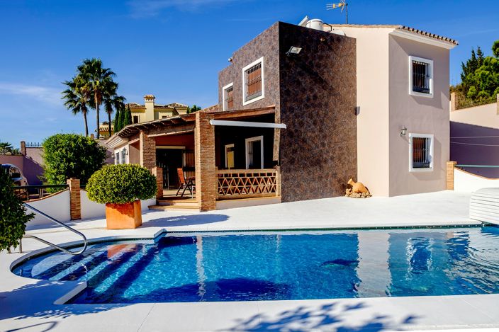 Image No.7-6 Bed Villa for sale
