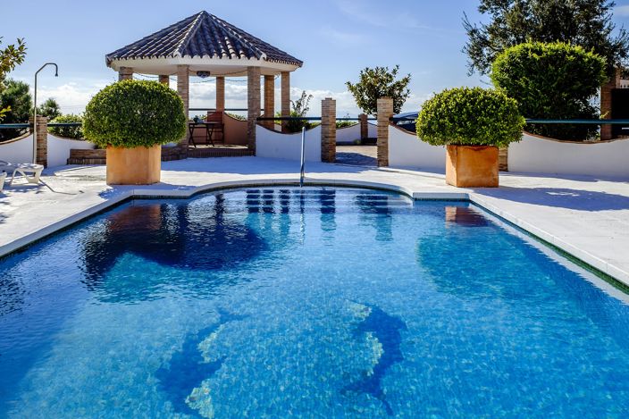 Image No.4-6 Bed Villa for sale