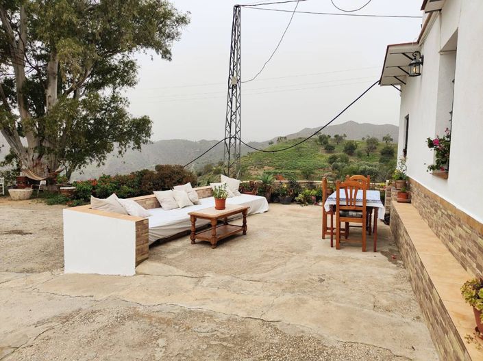 Image No.25-5 Bed House for sale