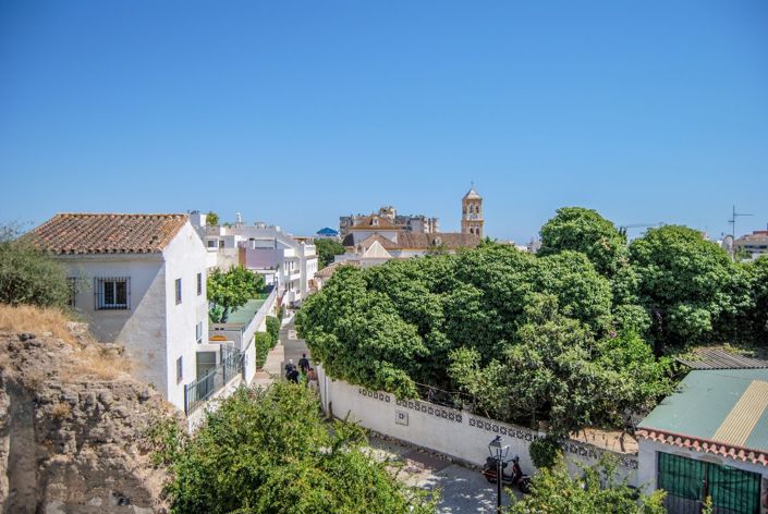 Image No.16-3 Bed House for sale