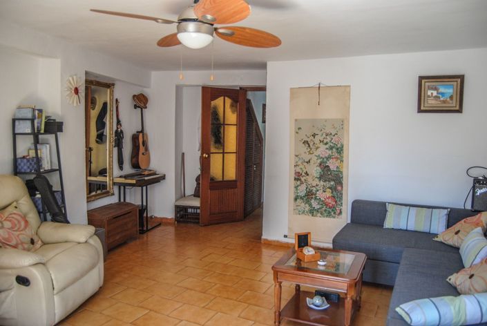 Image No.5-3 Bed House for sale